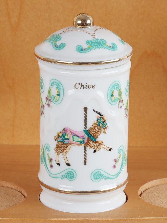 Lenox Other - Vintage LENOX Chive Spice Jar & Lid - The Spice Carousel Collection